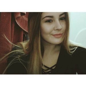 Meet your Posher, Kiana